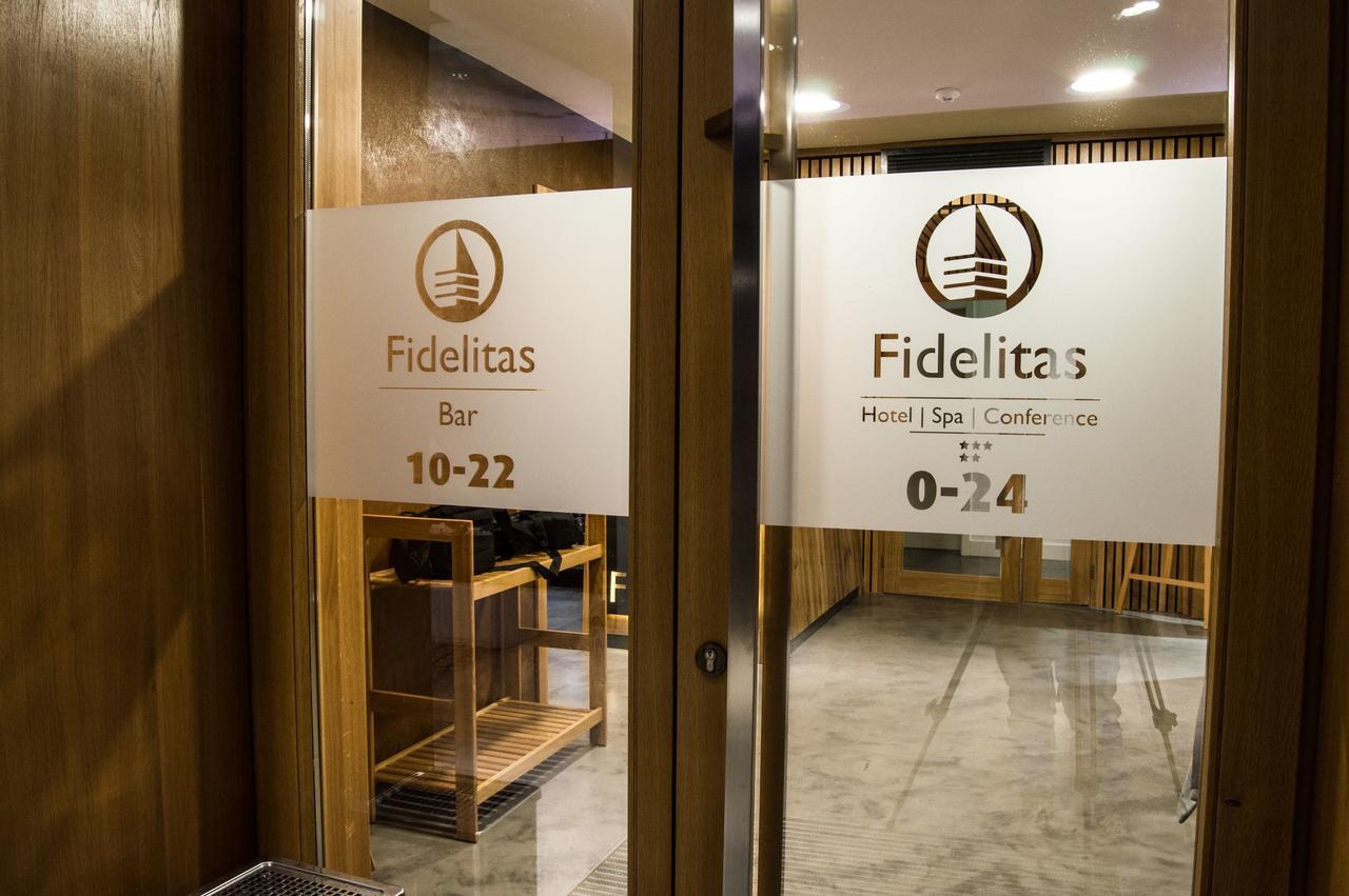 Fidelitas Hotel Sfântu-Gheorghe Kültér fotó